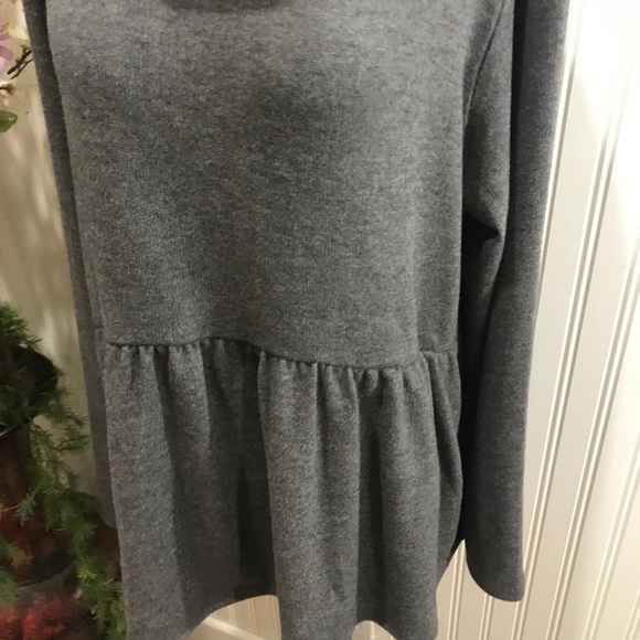 Plus XXL Cowl Grommet Fall Lace Up Peplum Top - Picture 9 of 11